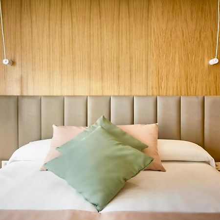 Hostal Pericon 콘일데라프론테라 외부 사진